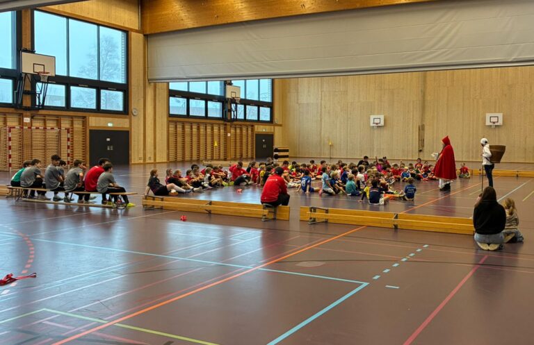 Vie­le strah­len­de Ge­sich­ter am Chlaus­tur­nier 2025