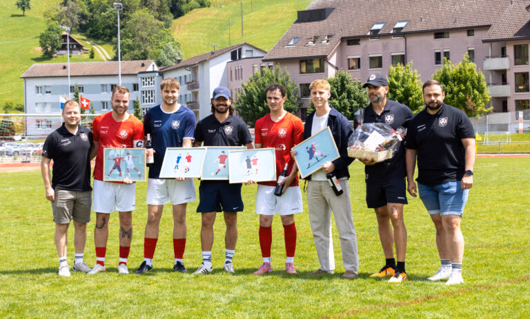 Ver­ab­schie­dun­gen, Come­back und ein 7:1‑Erfolg bei Schüpf­heims Saison-Dernière